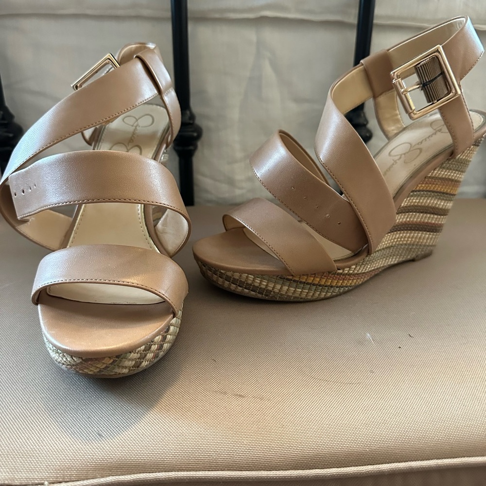 Nude Wedge
